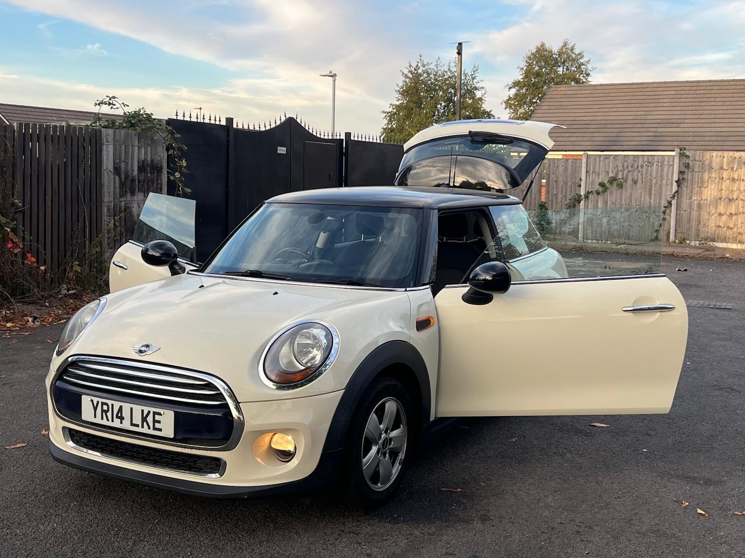 Used MINI Hatch 2014 for sale - 76240291: Photo 9
