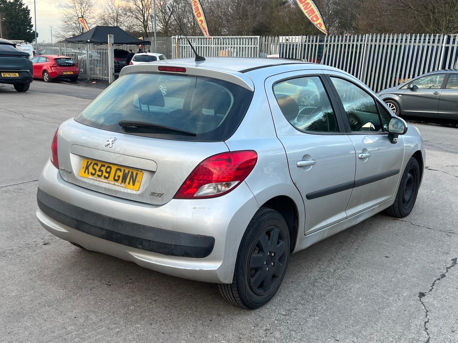 Used Peugeot 207 2010 for sale - 77515313: Photo 5
