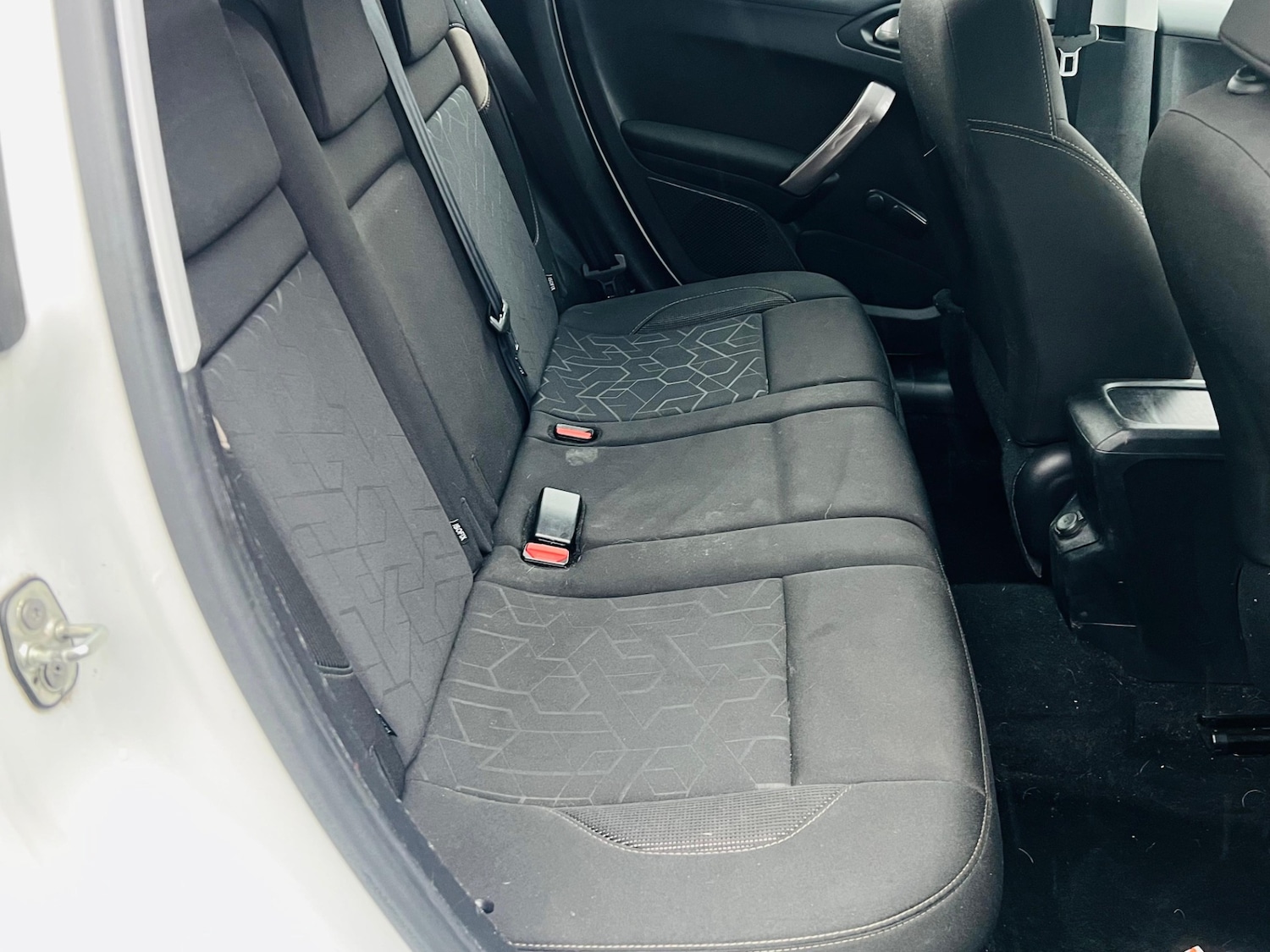 Used Peugeot 2008 2015 for sale - 77446697: Photo 11