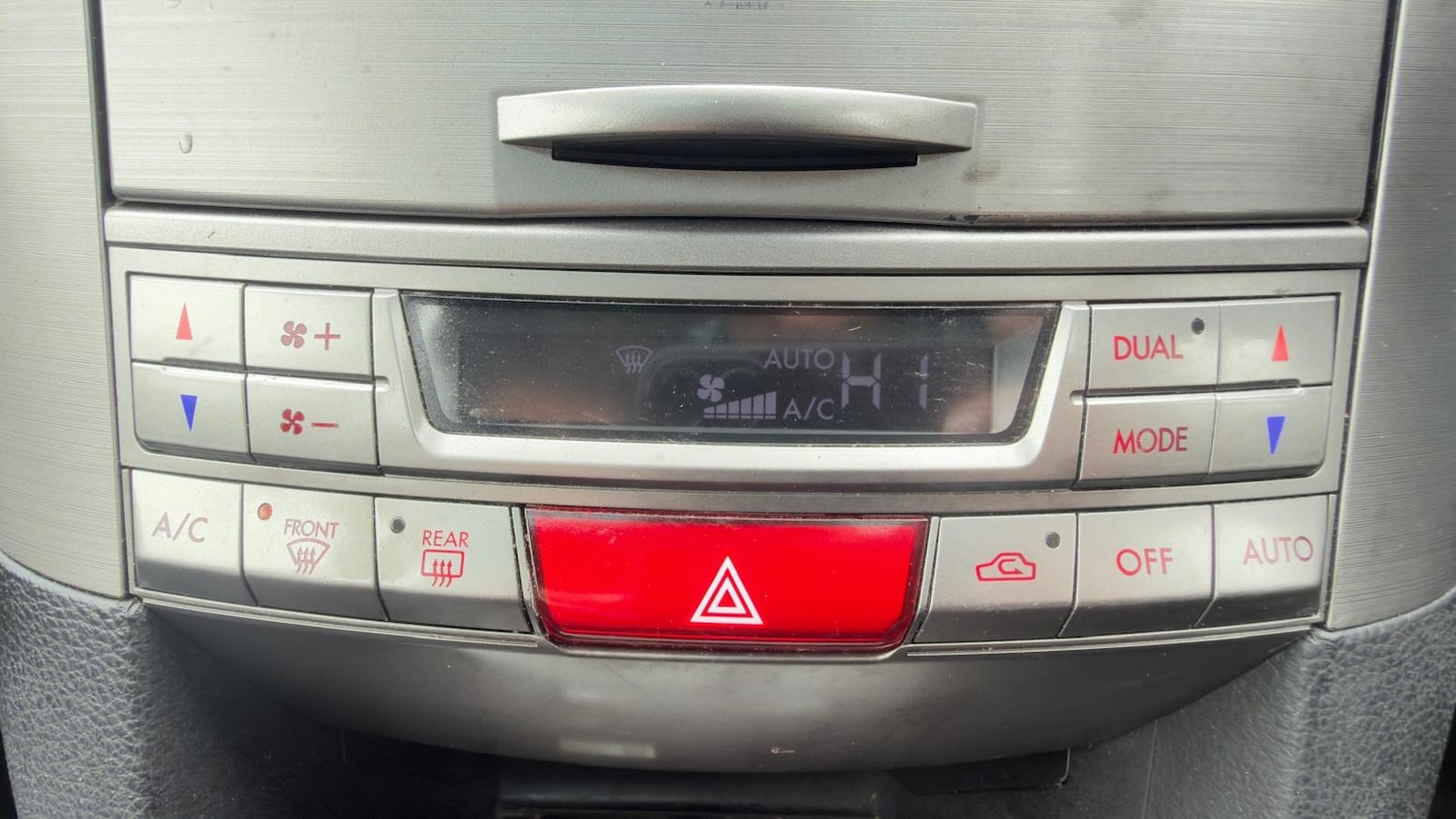 Used Subaru Outback 2012 for sale - 76597508: Photo 7