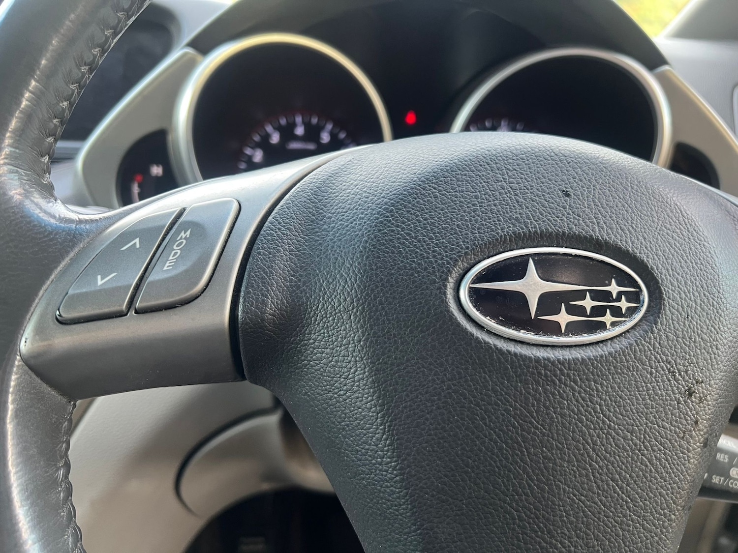 Used Subaru Tribeca 2008 for sale - 76165464: Photo 28