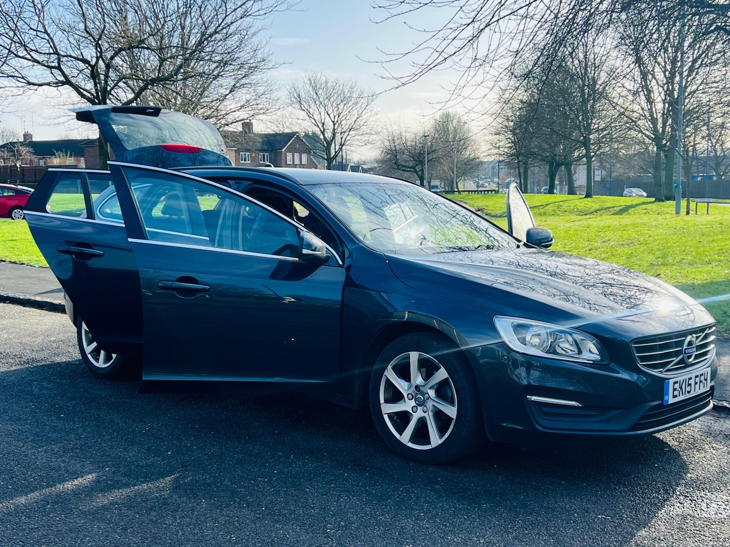 Used Volvo V60 2015 for sale - 77332191: Photo 26