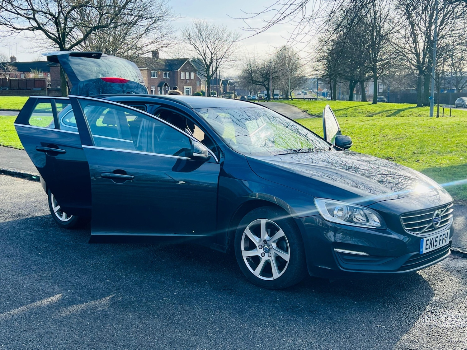 Used Volvo V60 2015 for sale - 77332191: Photo 29