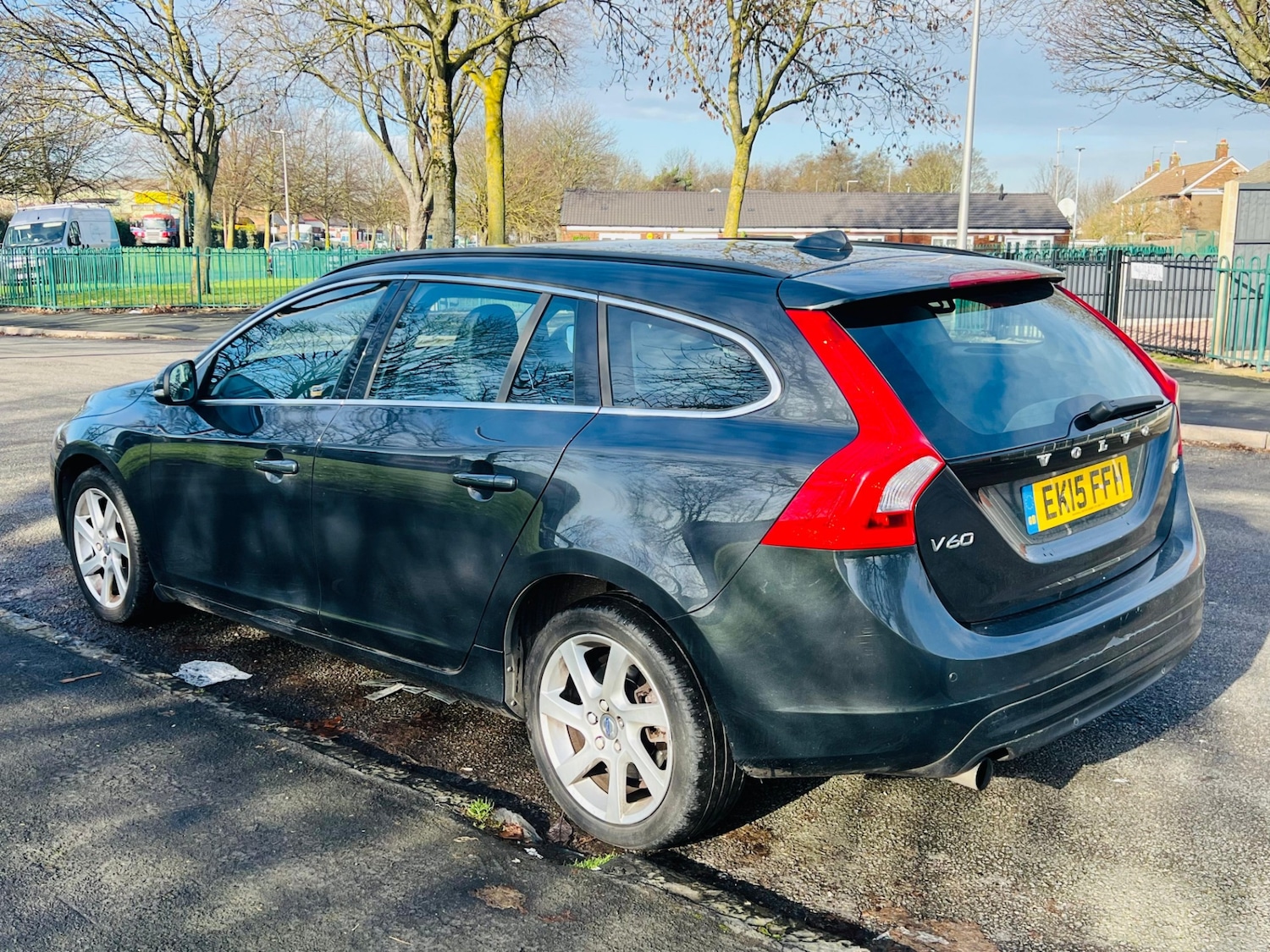 Used Volvo V60 2015 for sale - 77332191: Photo 7