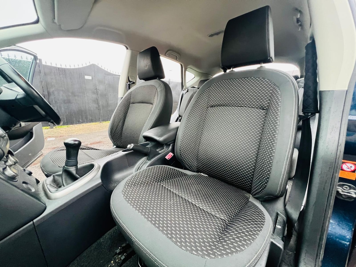 Used Nissan Qashqai 2009 for sale - 77268180: Photo 28