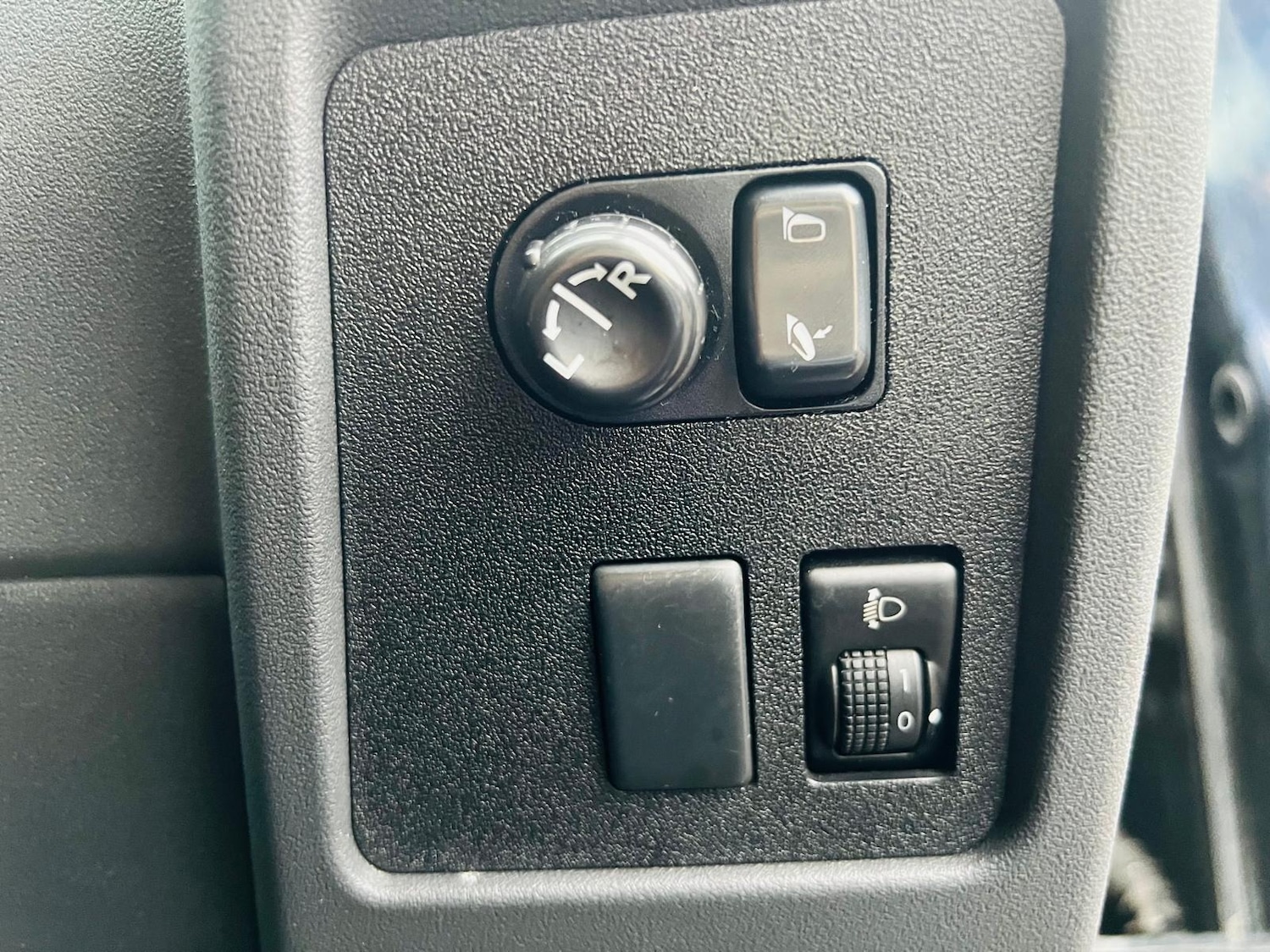 Used Nissan Qashqai 2009 for sale - 77268180: Photo 40