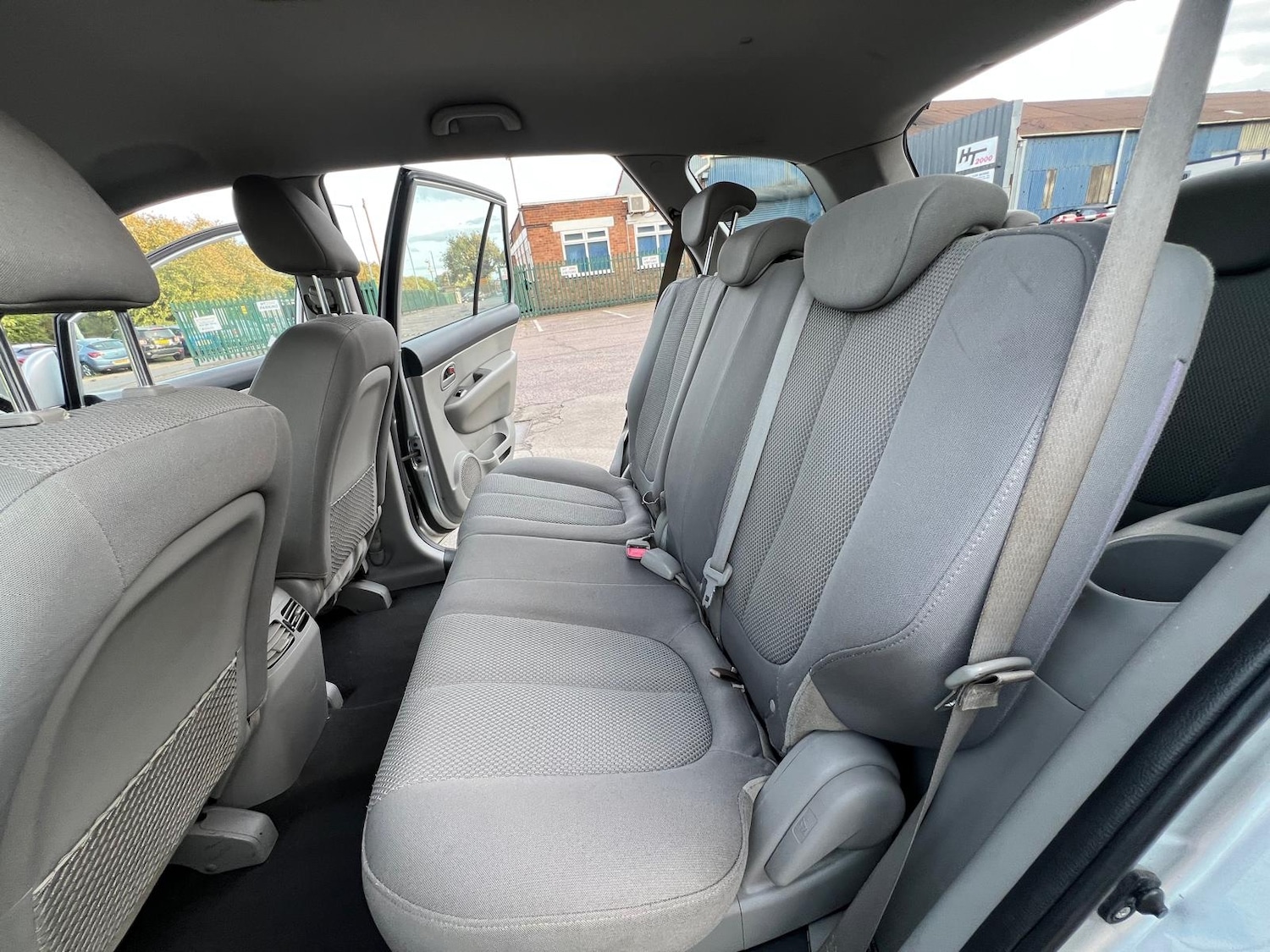 Used Kia Carens 2009 for sale - 76165420: Photo 18