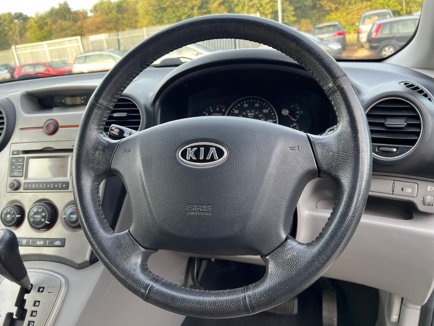 Used Kia Carens 2009 for sale - 76165420: Photo 22