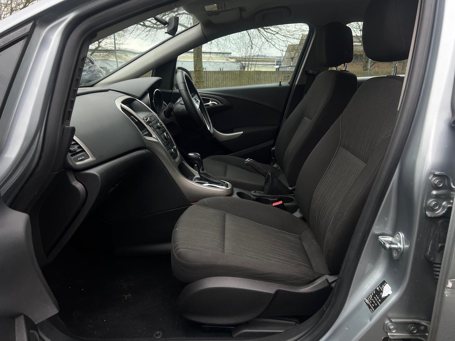 Used Vauxhall Astra 2010 for sale - 78131983: Photo 19