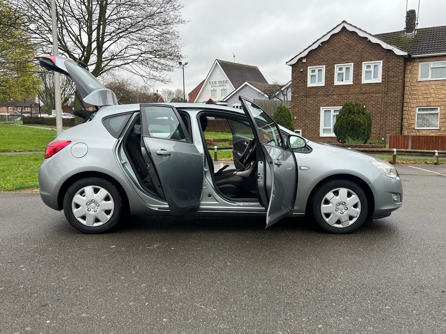 Used Vauxhall Astra 2010 for sale - 78131983: Photo 48