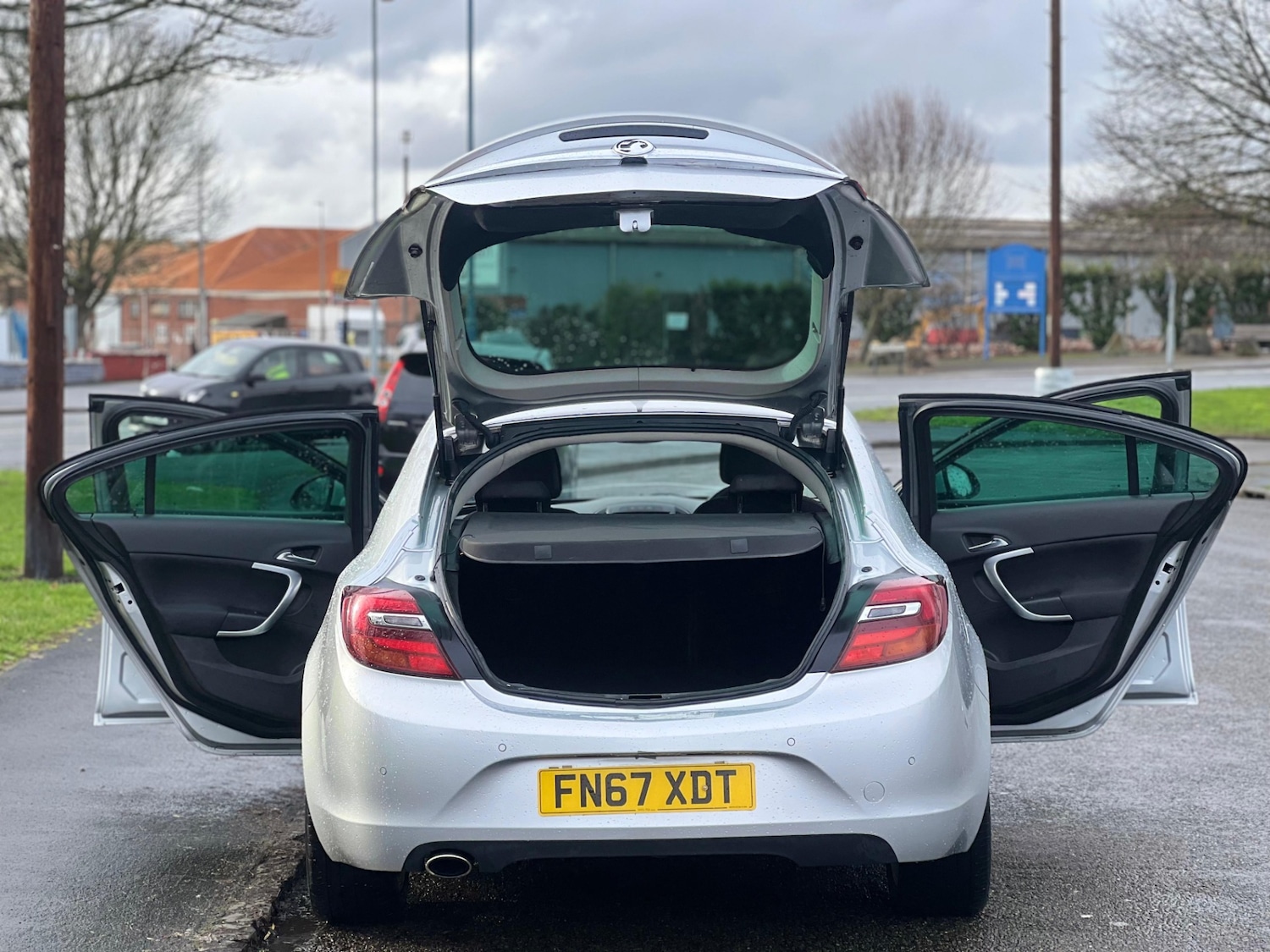 Used Vauxhall Insignia 2017 for sale - 77254409: Photo 24