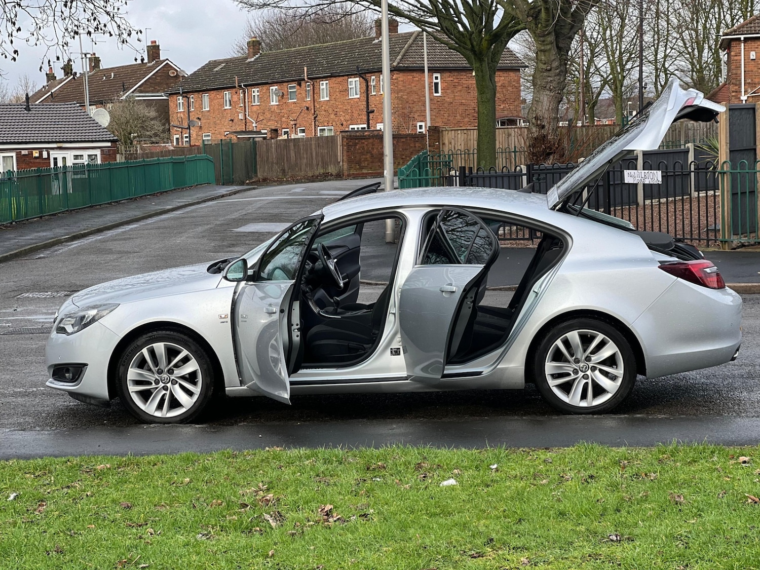 Used Vauxhall Insignia 2017 for sale - 77254409: Photo 27