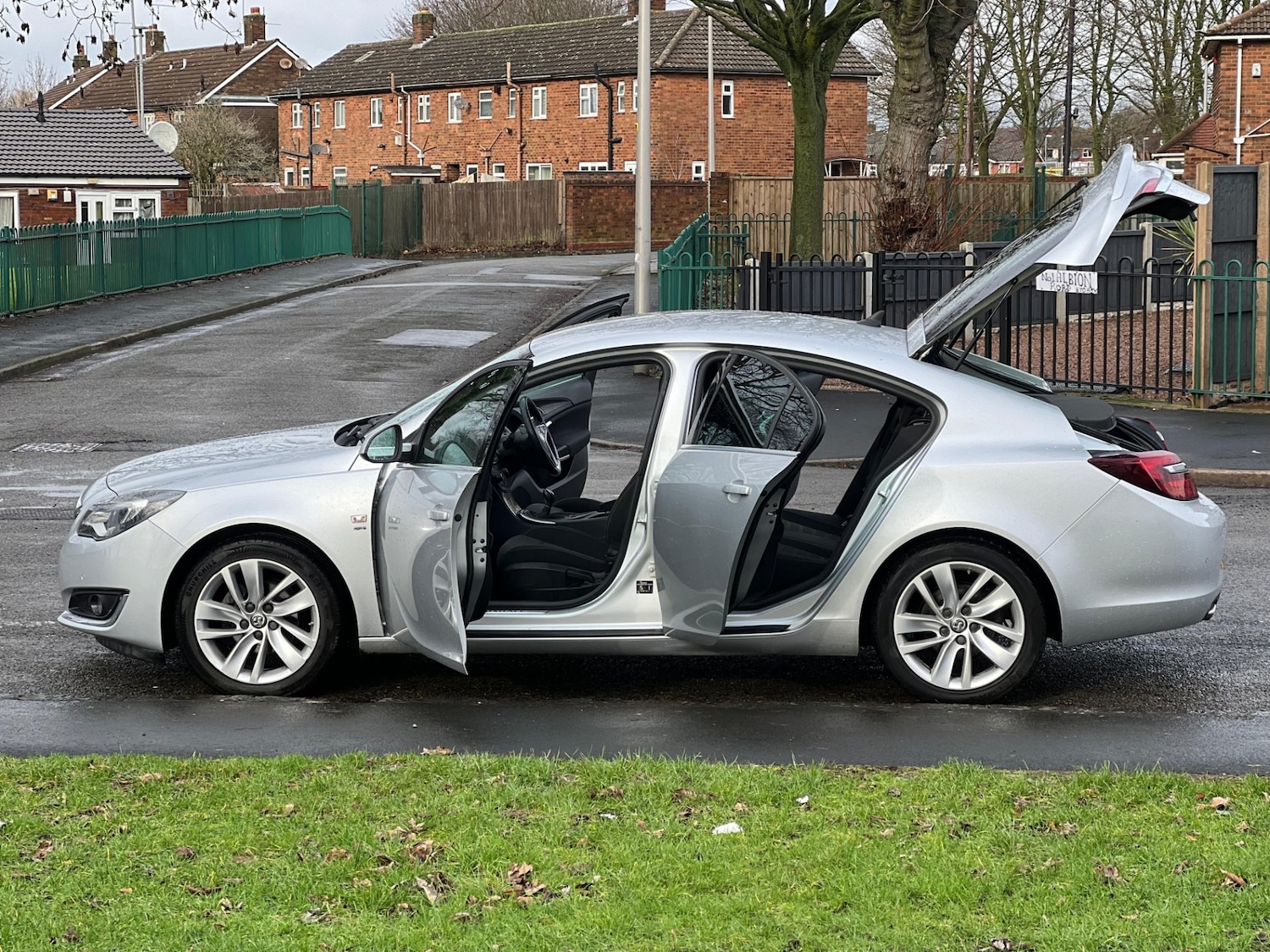 Used Vauxhall Insignia 2017 for sale - 77254409: Photo 31