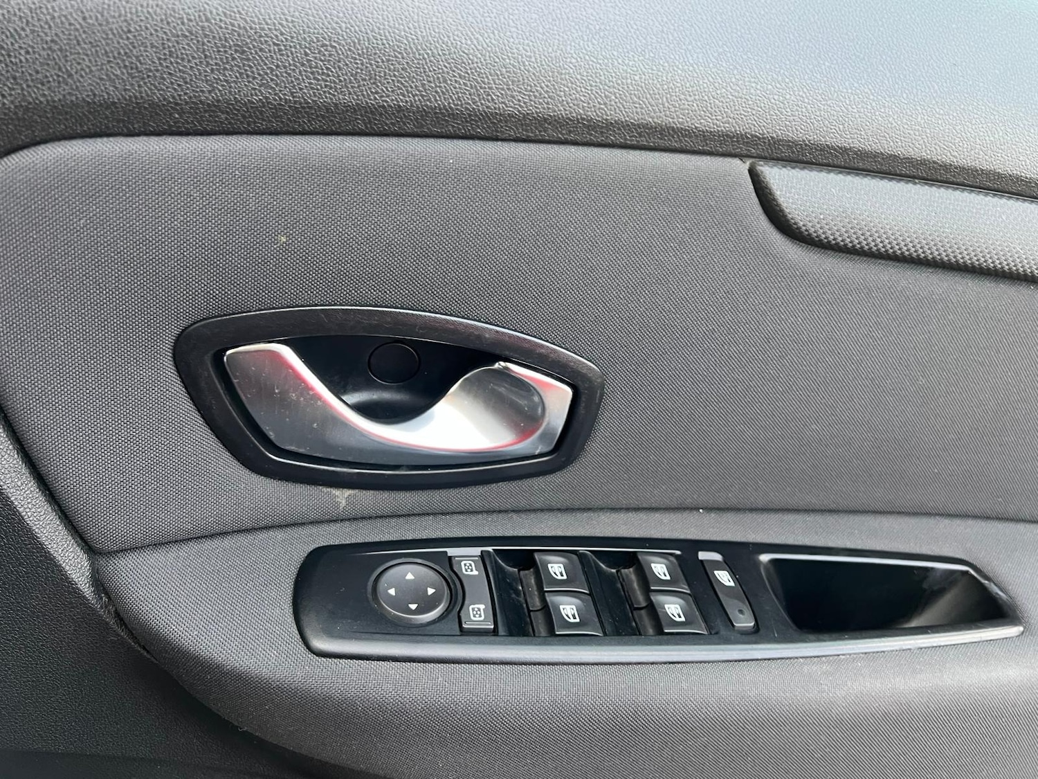 Used Renault Grand Scenic 2010 for sale - 76240288: Photo 26