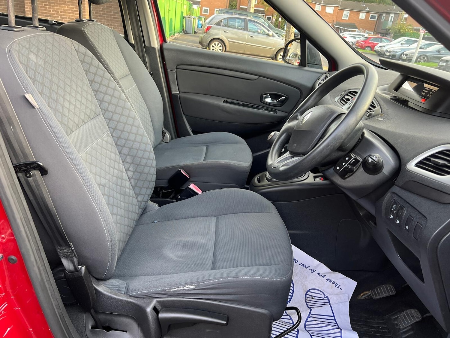 Used Renault Grand Scenic 2010 for sale - 76240288: Photo 6