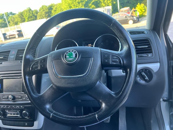 Used Skoda Yeti 2011 for sale - 76176116: Photo 29
