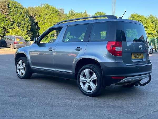 Used Skoda Yeti 2011 for sale - 76176116: Photo 2
