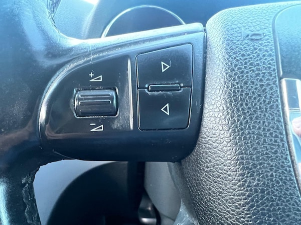 Used Skoda Yeti 2011 for sale - 76176116: Photo 37