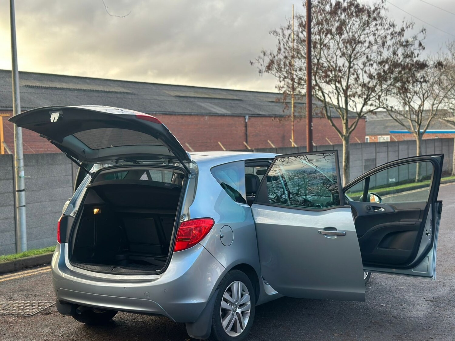 Used Vauxhall Meriva 2011 for sale - 76802499: Photo 40