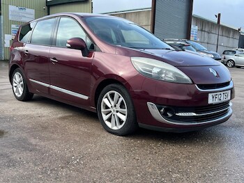 Used Renault Grand Scenic 2012 for sale - 77613682: Photo
