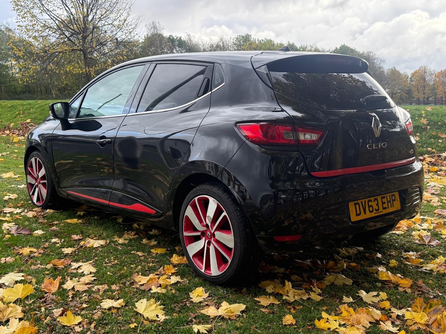 Used Renault Clio 2013 for sale - 76453150: Photo 15