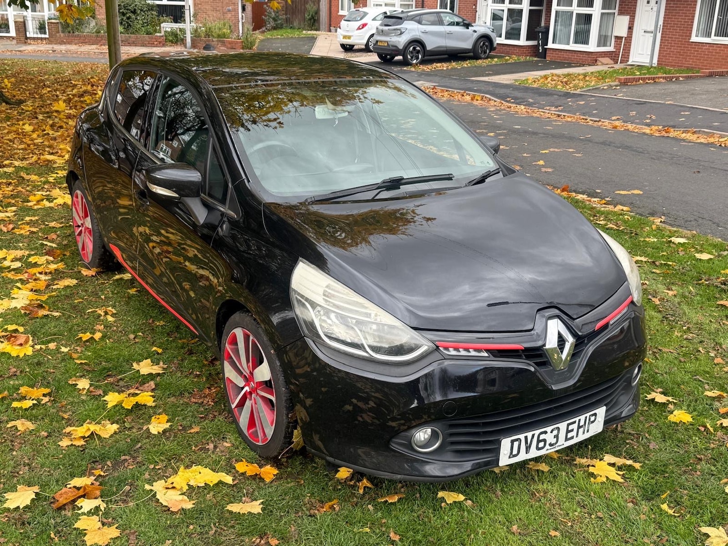 Used Renault Clio 2013 for sale - 76453150: Photo 2
