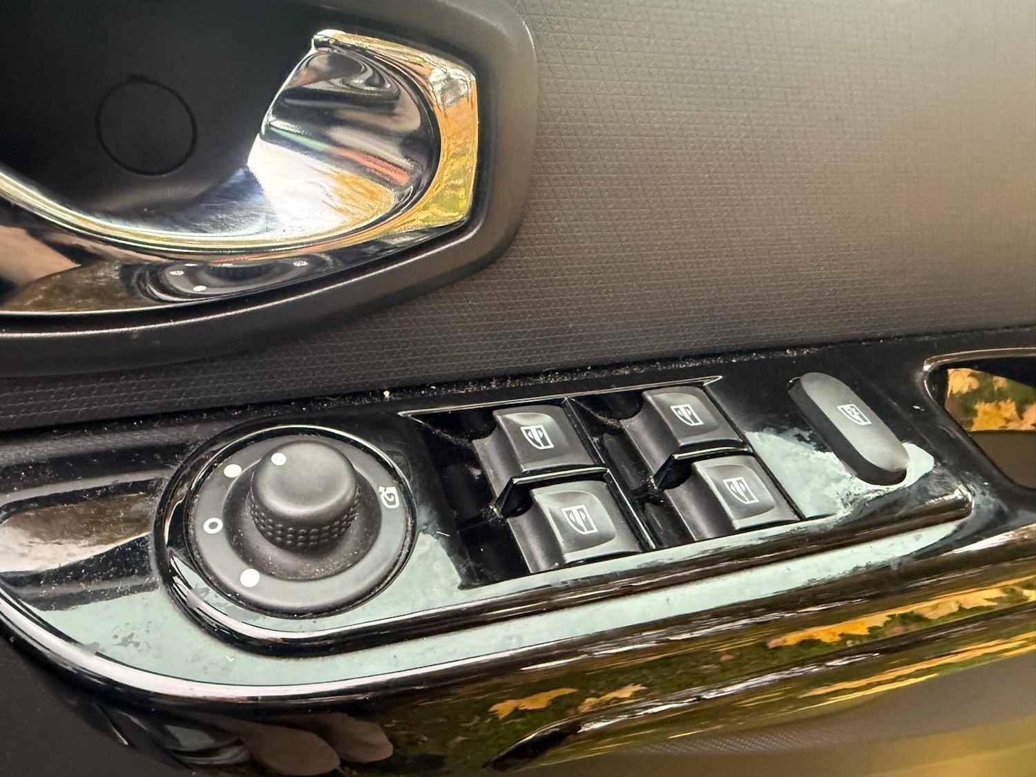 Used Renault Clio 2013 for sale - 76453150: Photo 42