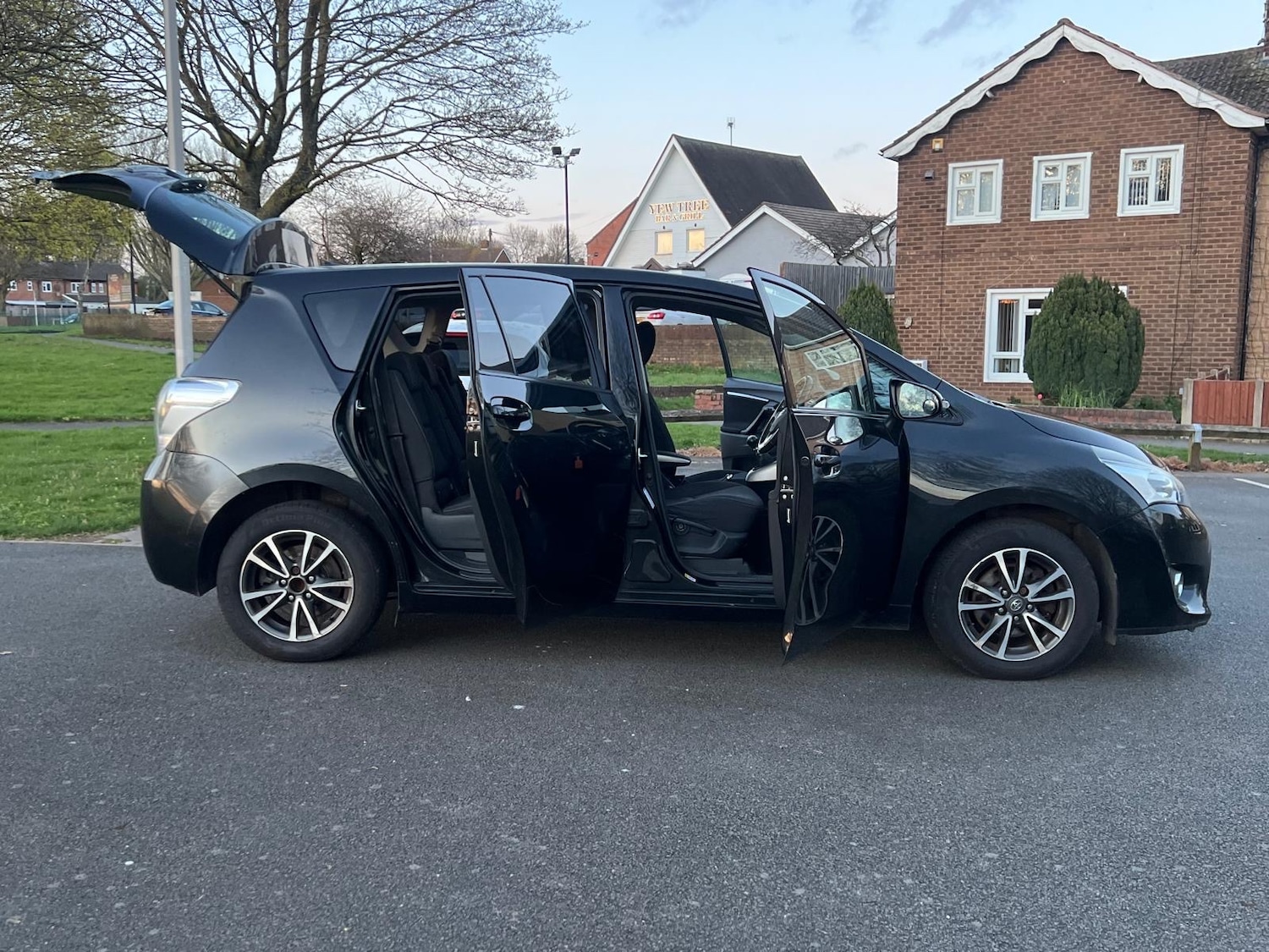 Used Toyota Verso 2013 for sale - 78089139: Photo 7