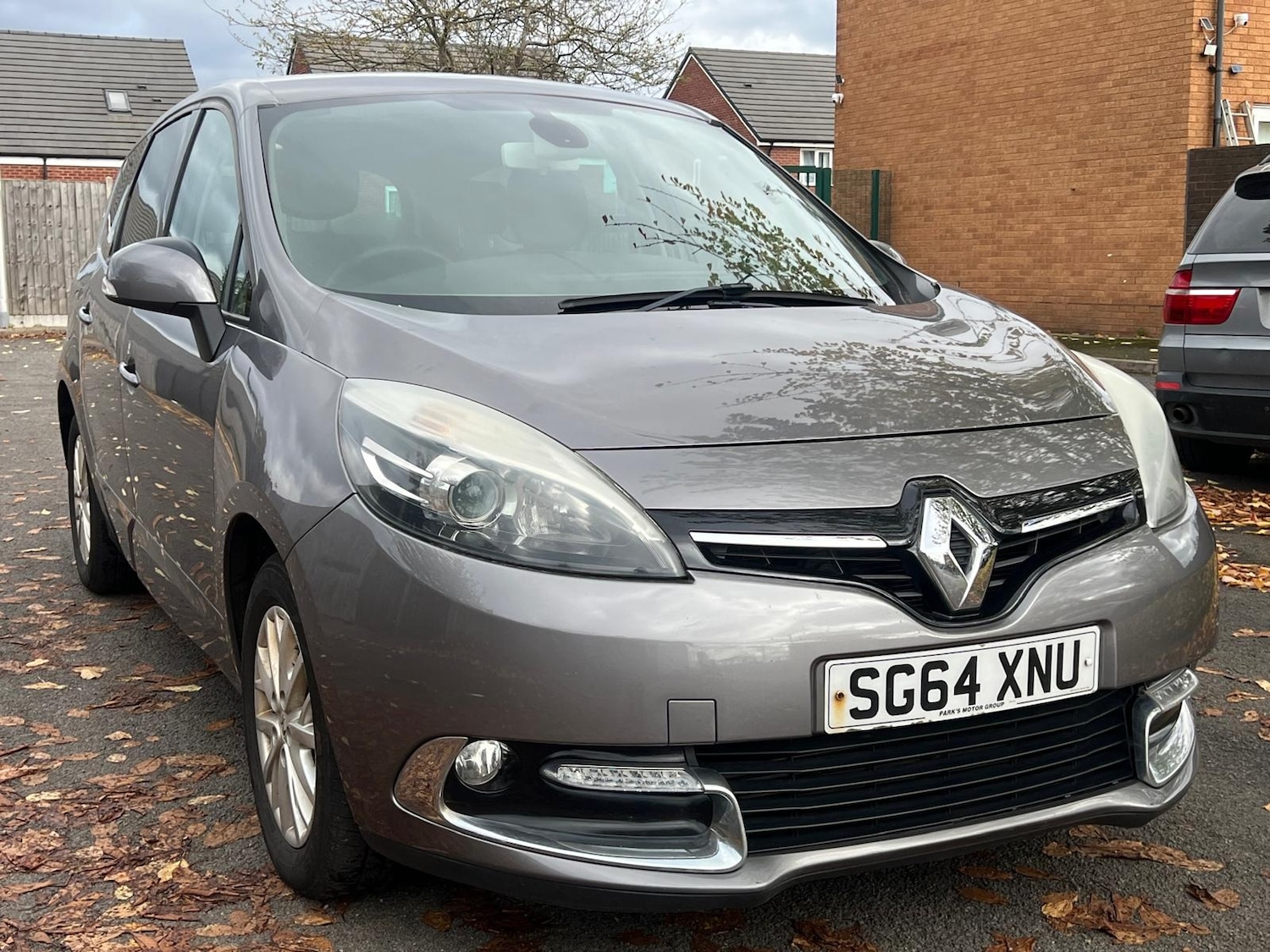 Used Renault Grand Scenic 2014 for sale - 76370068: Photo 2