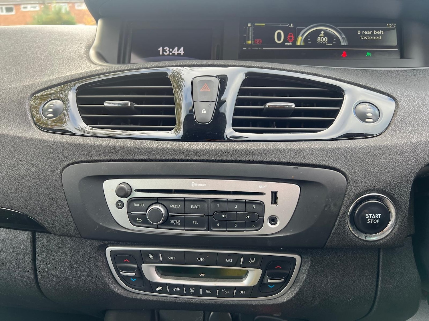 Used Renault Grand Scenic 2014 for sale - 76370068: Photo 35