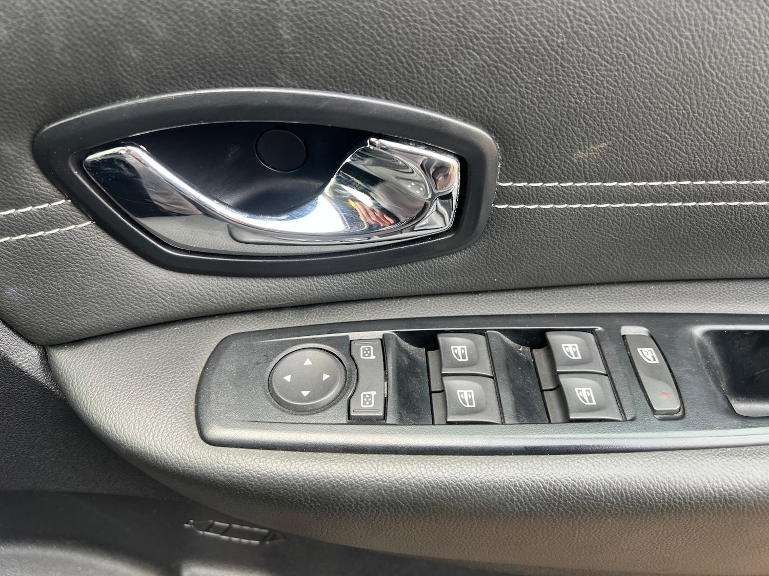Used Renault Grand Scenic 2014 for sale - 76370068: Photo 42