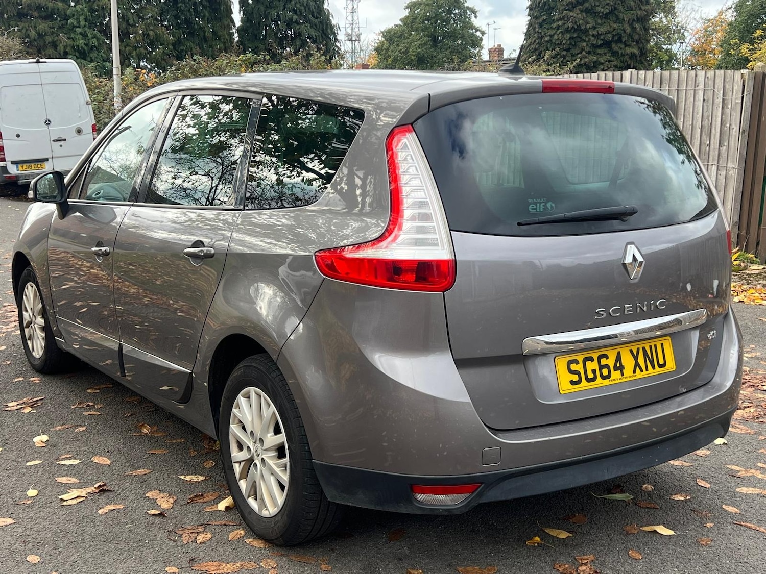 Used Renault Grand Scenic 2014 for sale - 76370068: Photo 9