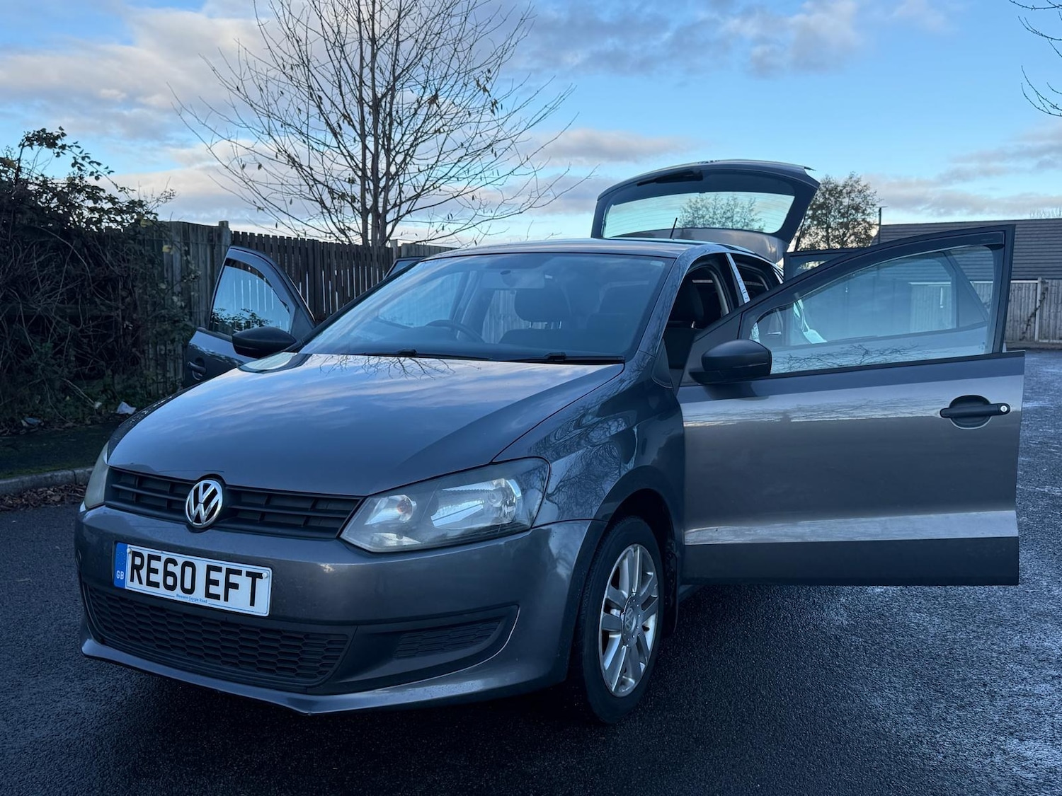 Used Volkswagen Polo 2010 for sale - 76715654: Photo 19