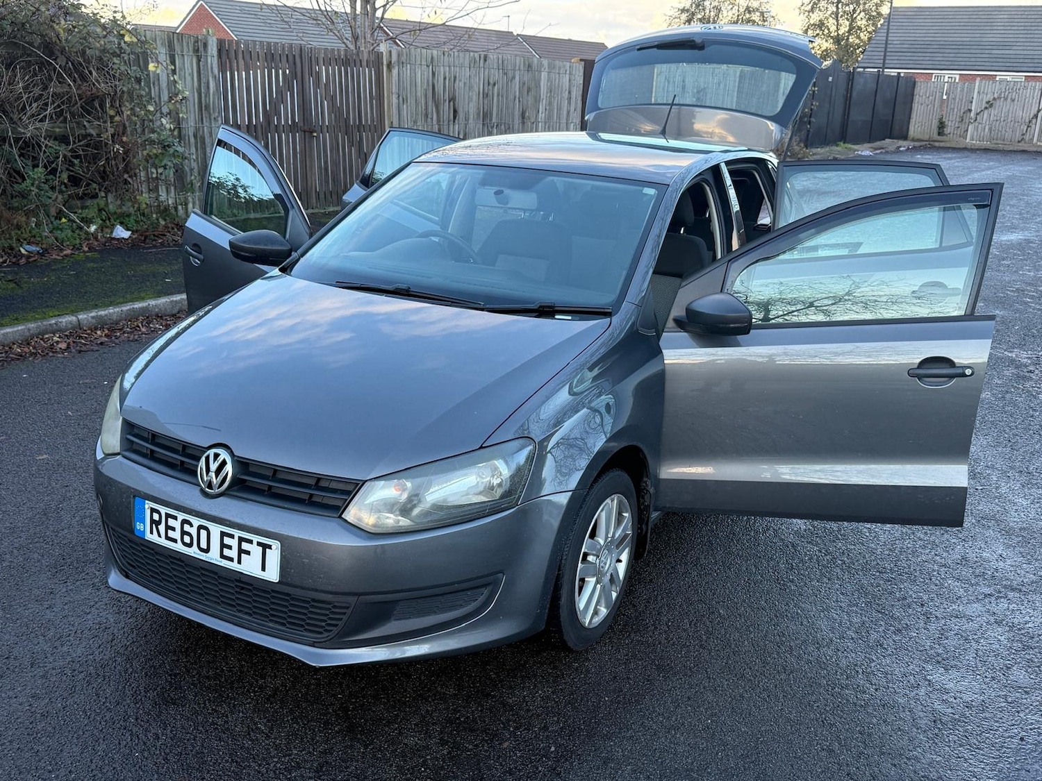 Used Volkswagen Polo 2010 for sale - 76715654: Photo 20