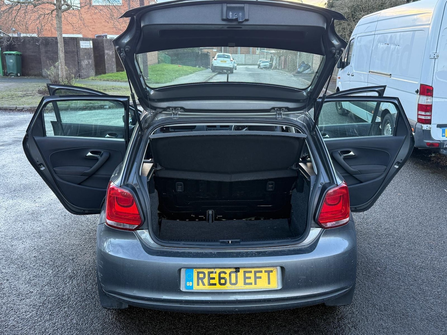 Used Volkswagen Polo 2010 for sale - 76715654: Photo 27