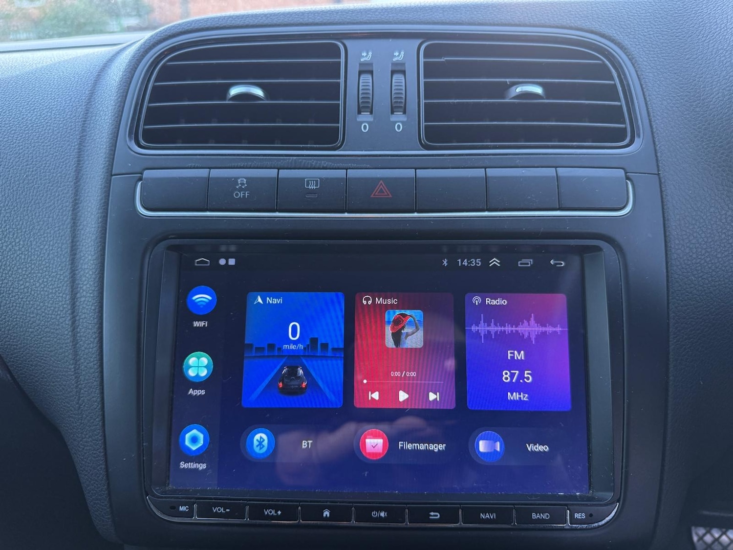 Used Volkswagen Polo 2010 for sale - 76715654: Photo 34