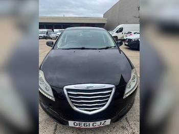 Used Chrysler Delta 2012 for sale - 76168070: Photo