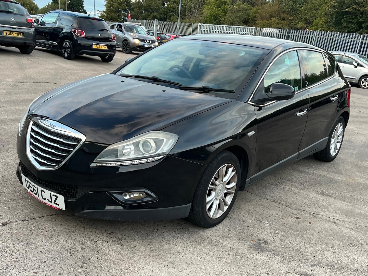 Used Chrysler Delta 2012 for sale - 76168070: Photo 7