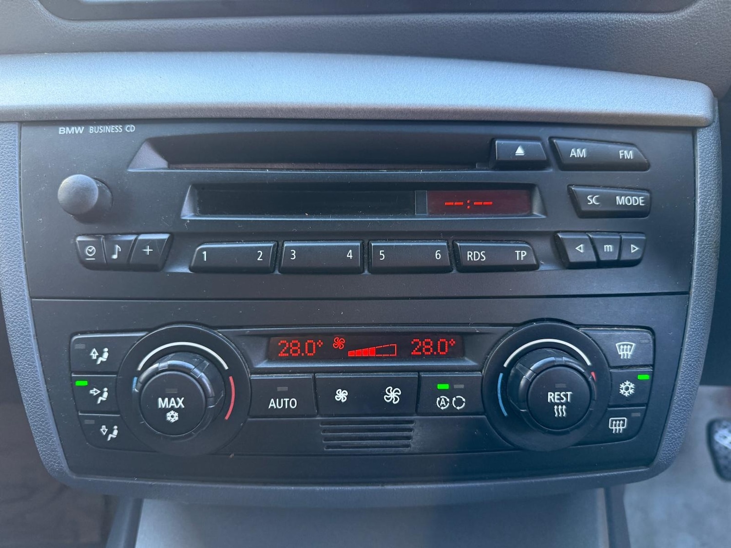 Used BMW 1 Series 2006 for sale - 76176104: Photo 29