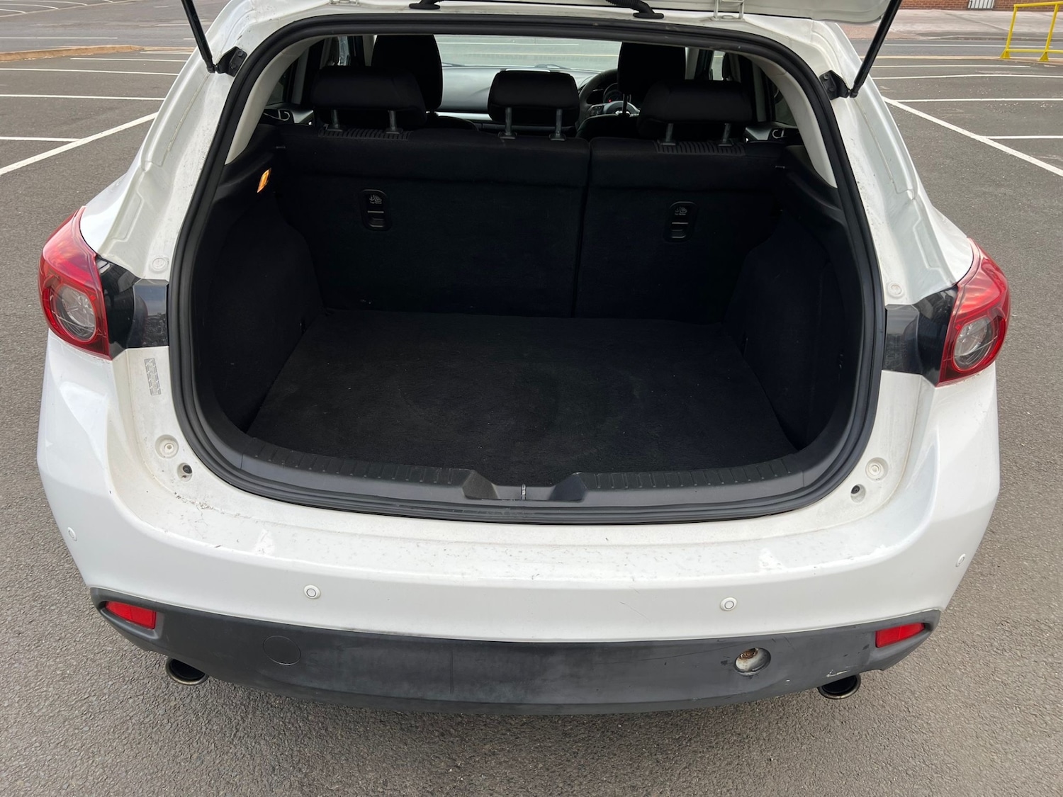 Used Mazda Mazda3 2014 for sale - 76413187: Photo 21