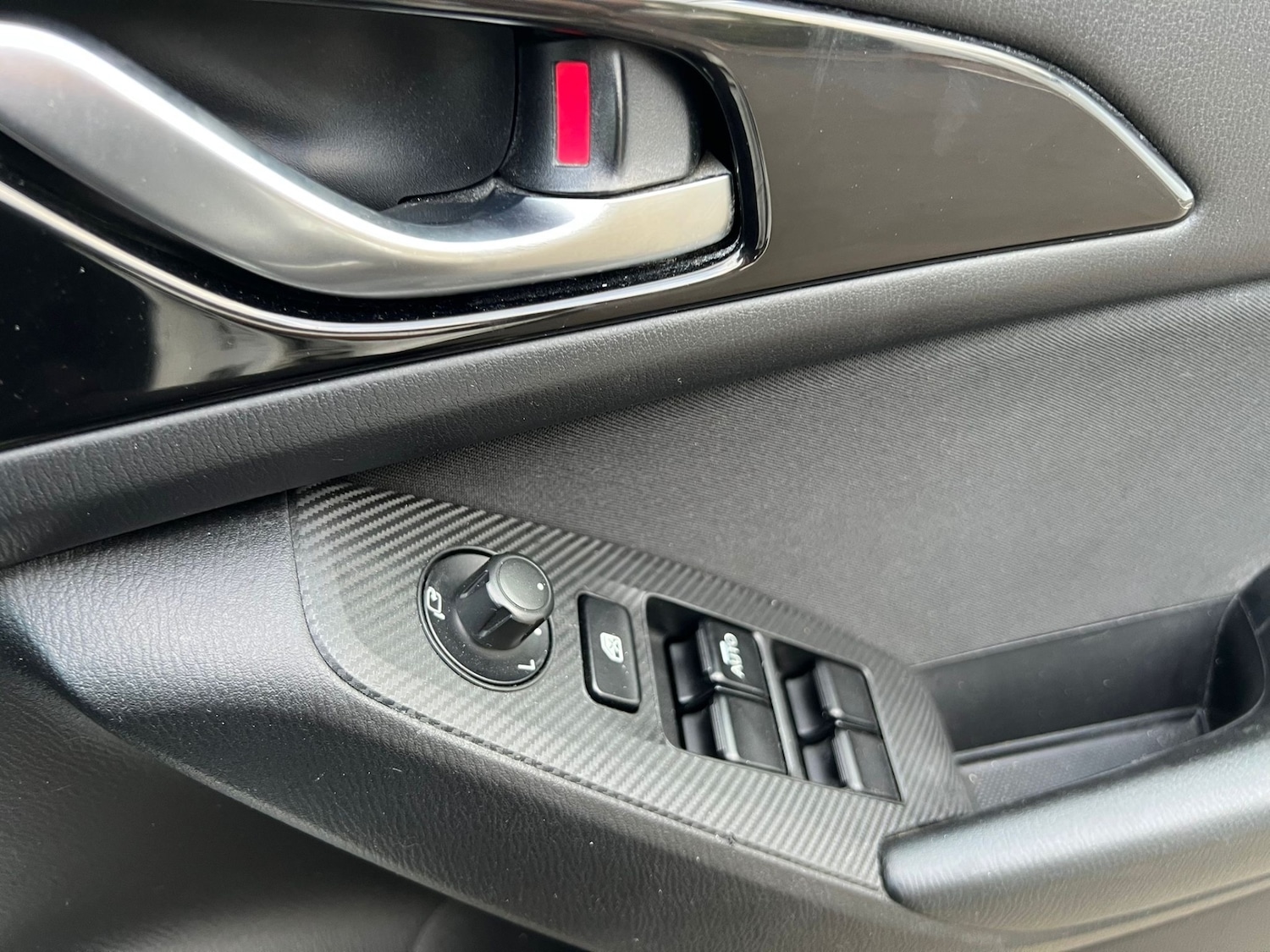 Used Mazda Mazda3 2014 for sale - 76413187: Photo 24