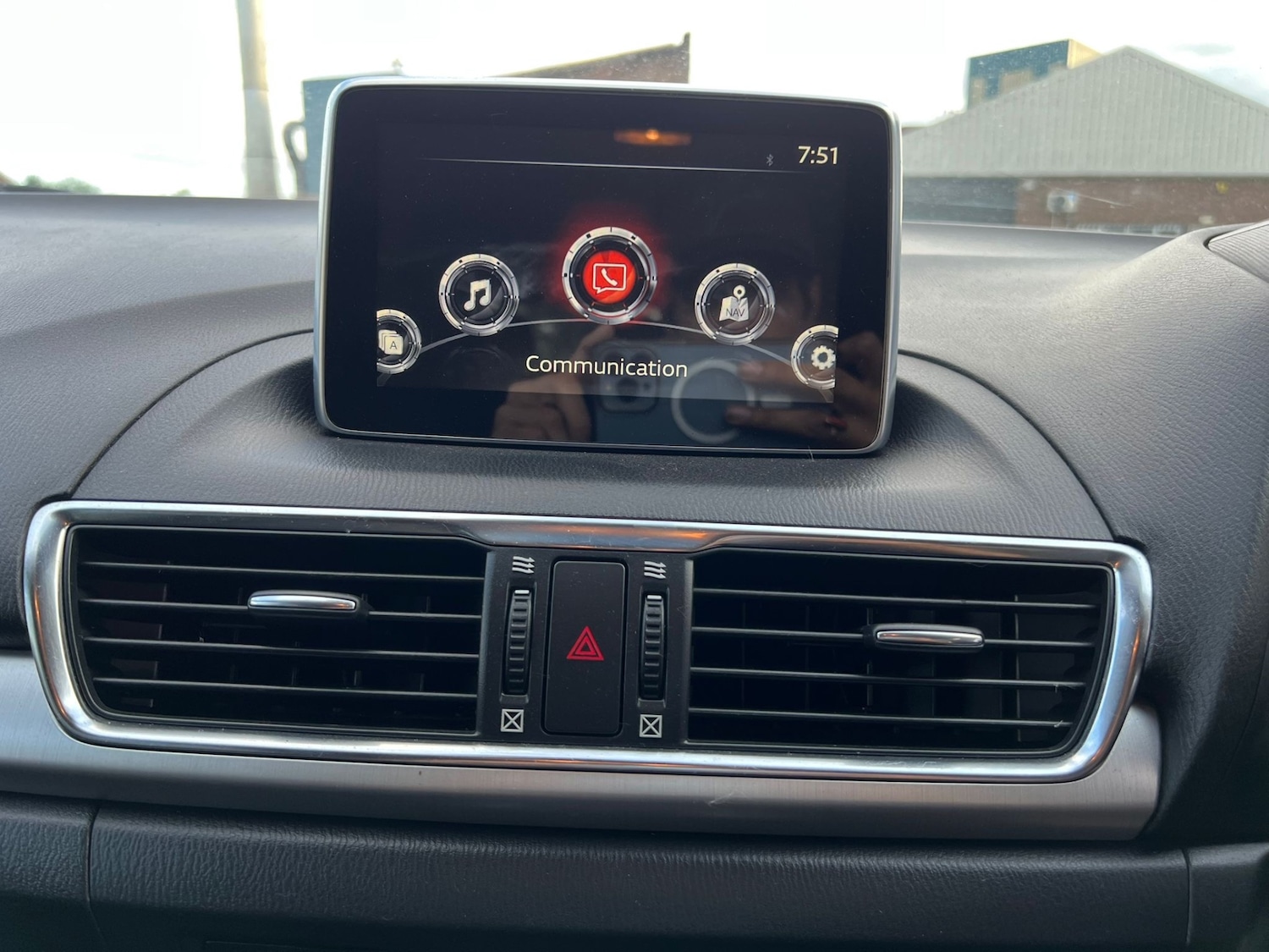 Used Mazda Mazda3 2014 for sale - 76413187: Photo 28