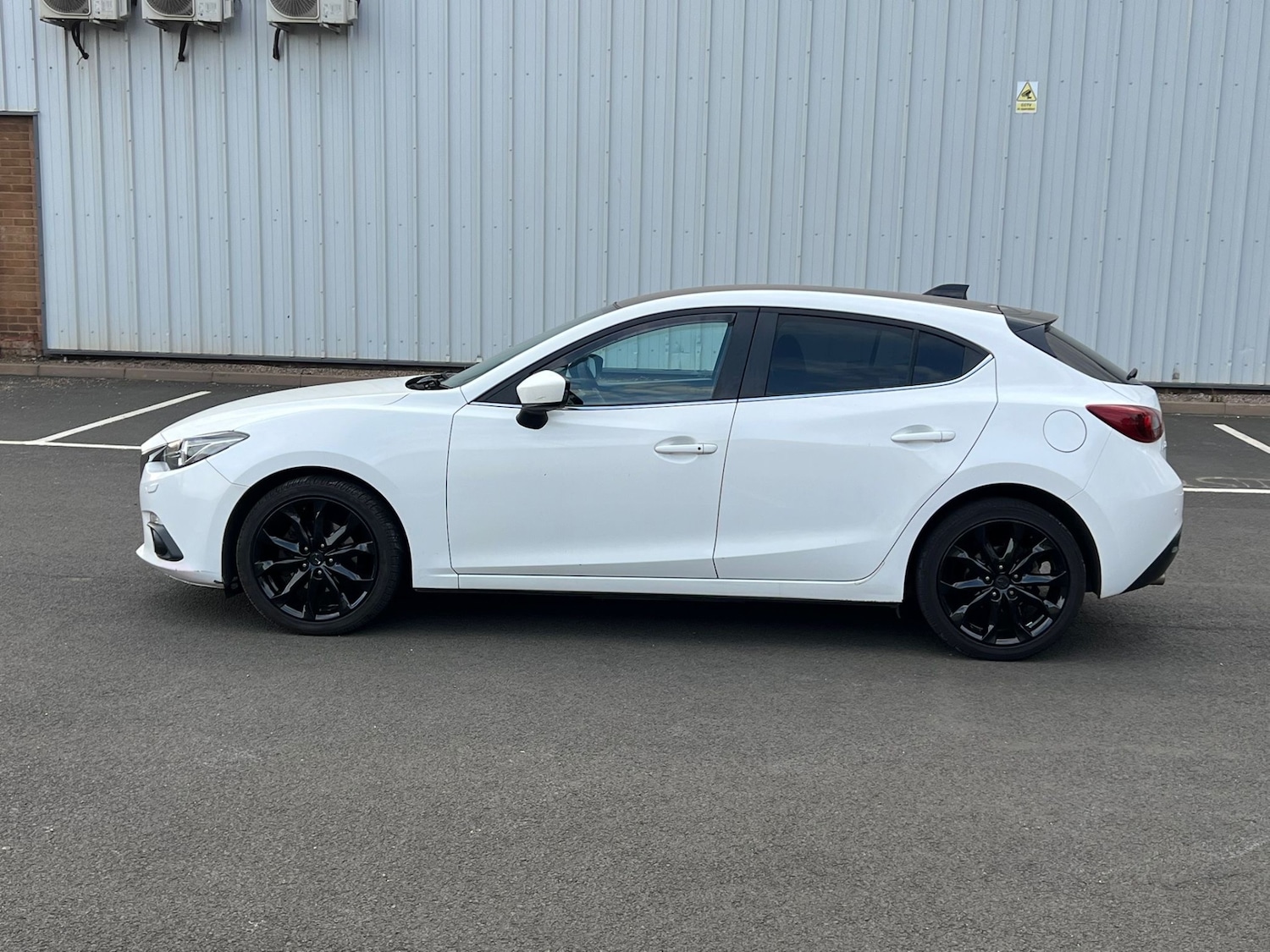 Used Mazda Mazda3 2014 for sale - 76413187: Photo 34