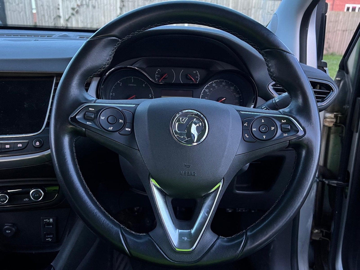 Used Vauxhall Crossland X 2018 for sale - 76573820: Photo 25