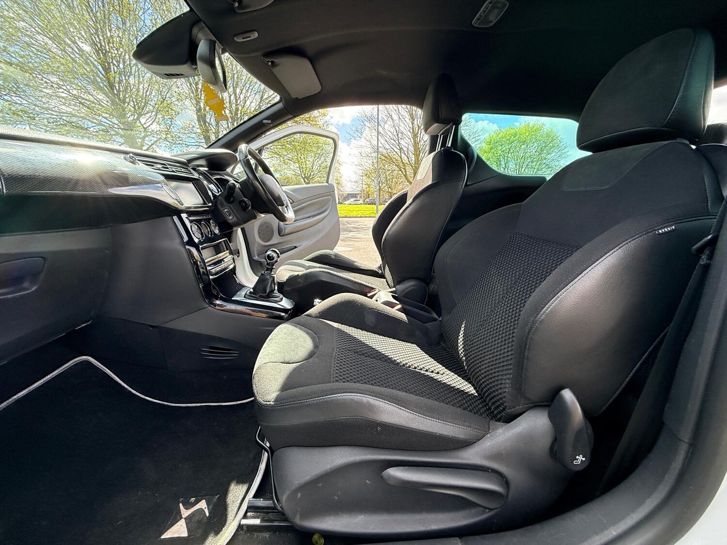 Used DS Automobiles DS 3 2015 for sale - 77959255: Photo 32