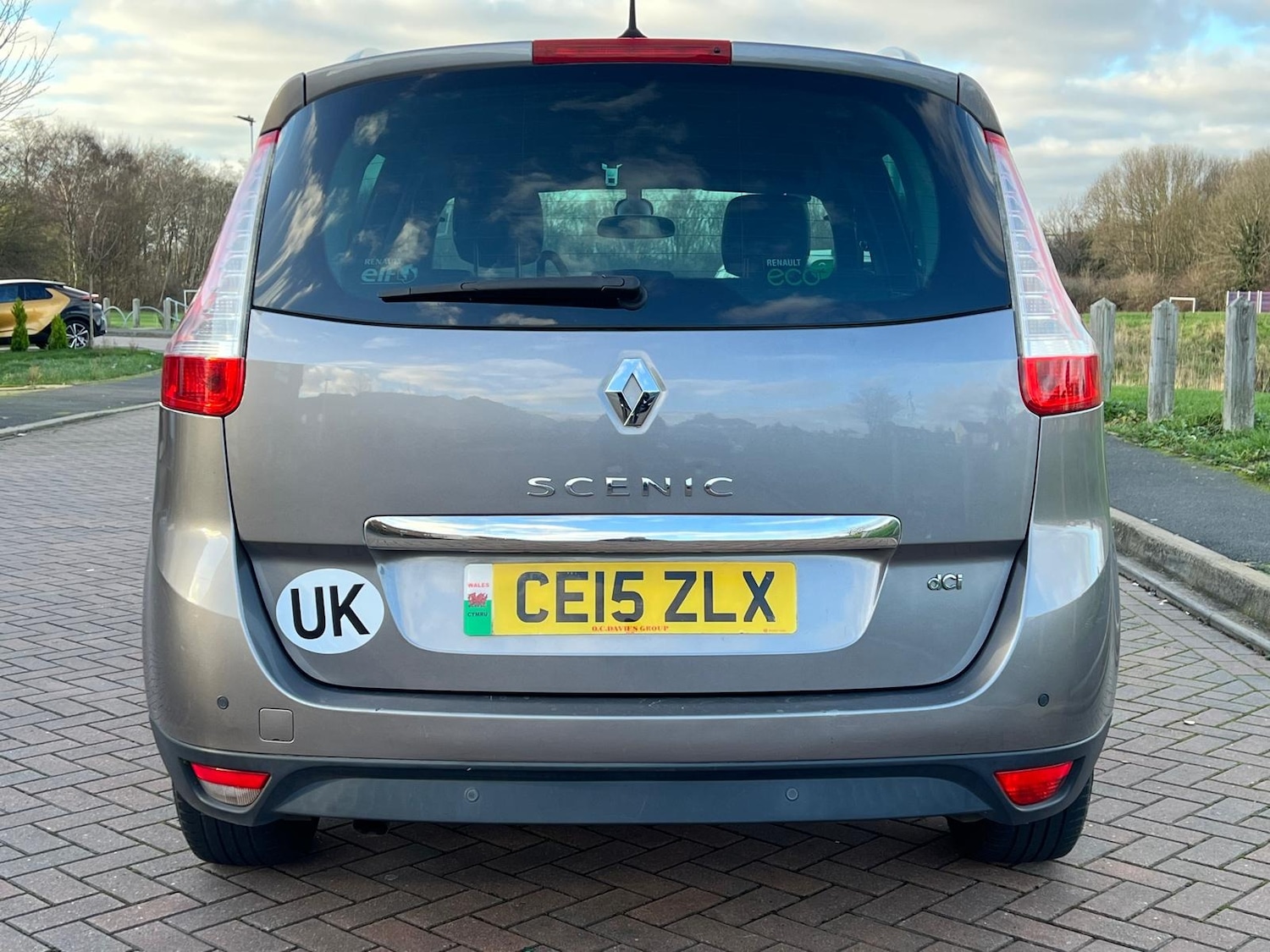 Used Renault Grand Scenic 2015 for sale - 77050303: Photo 10