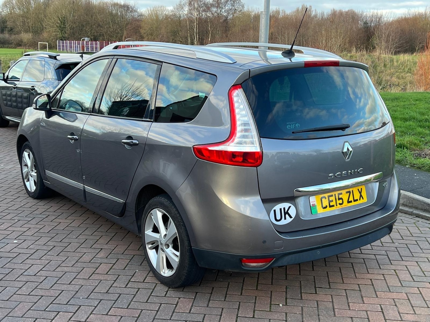 Used Renault Grand Scenic 2015 for sale - 77050303: Photo 13