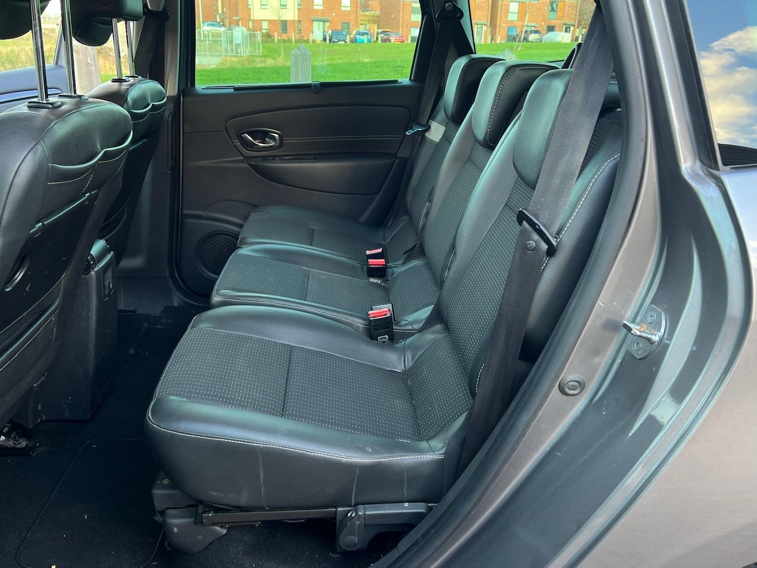 Used Renault Grand Scenic 2015 for sale - 77050303: Photo 21