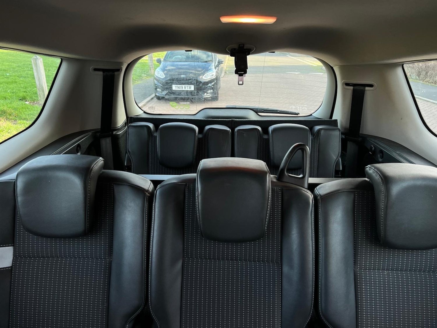 Used Renault Grand Scenic 2015 for sale - 77050303: Photo 40