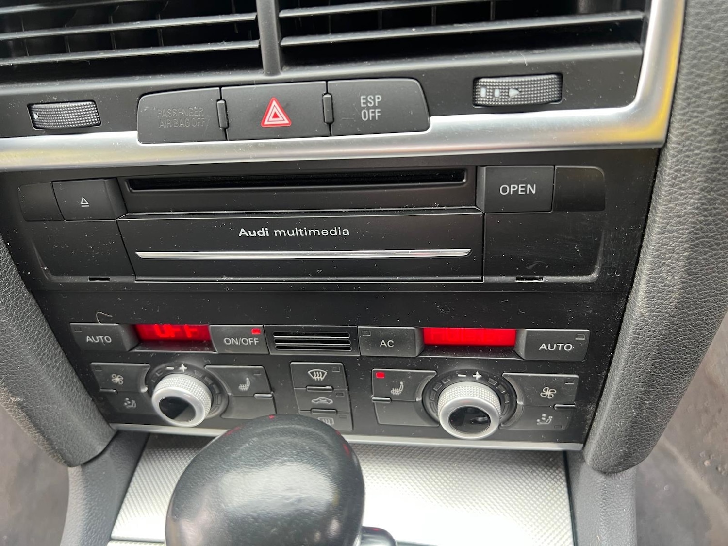 Used Audi Q7 2010 for sale - 76249506: Photo 25